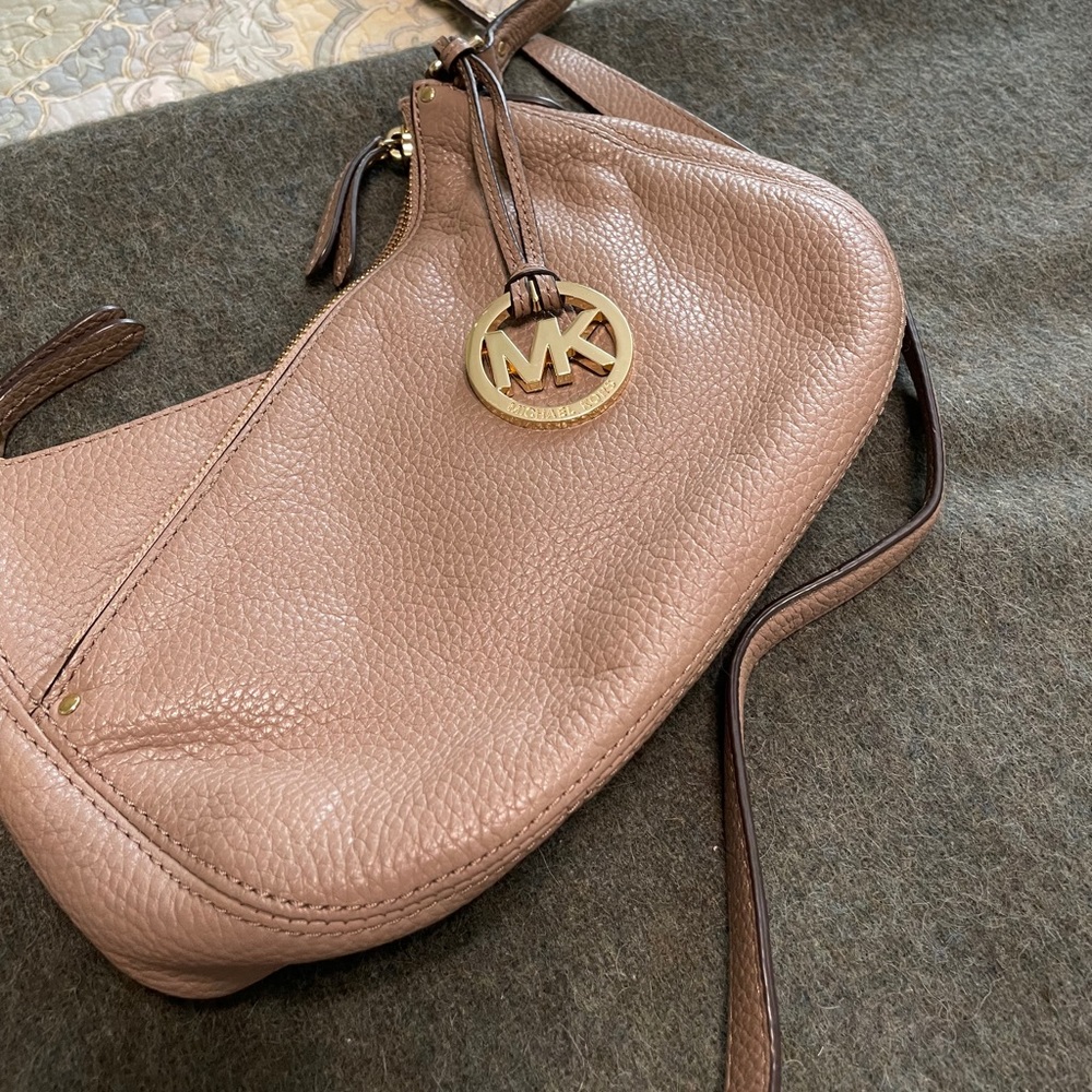 Michale Kors crossbody